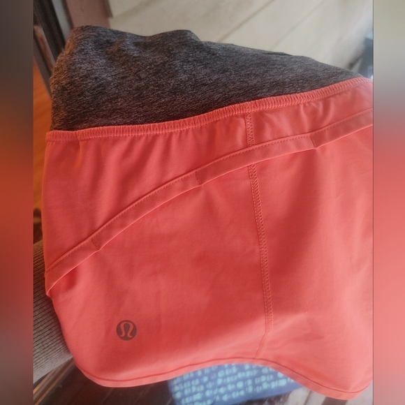 Lululemon running shorts - Picture 6 of 6